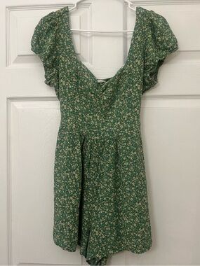 American Eagle Green Floral Cottagecore Tie Back Short Sleeve Romper Large